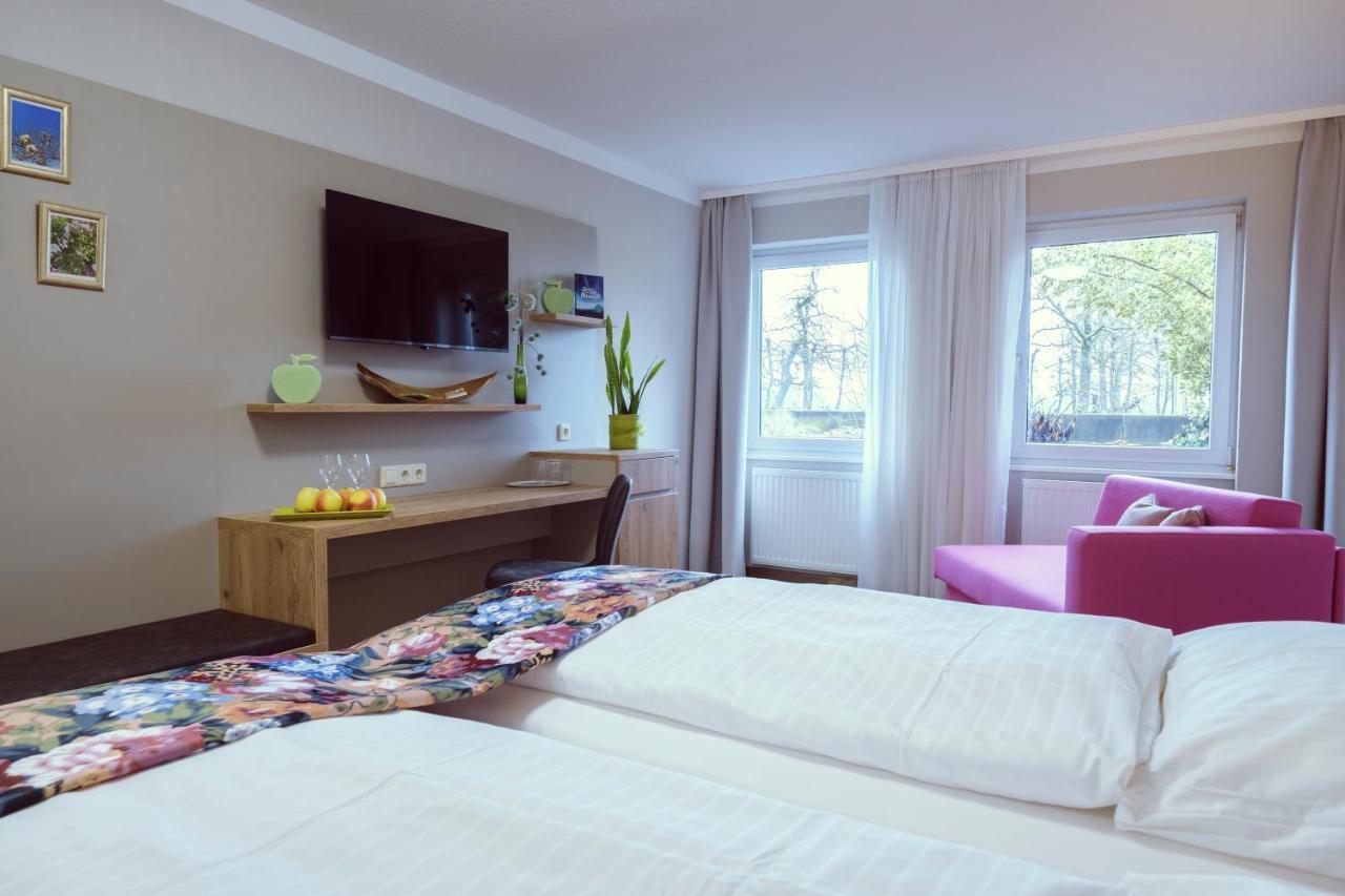 Apfelbluete Bed & Breakfast 8 Km Vom Bodensee Salem  Εξωτερικό φωτογραφία